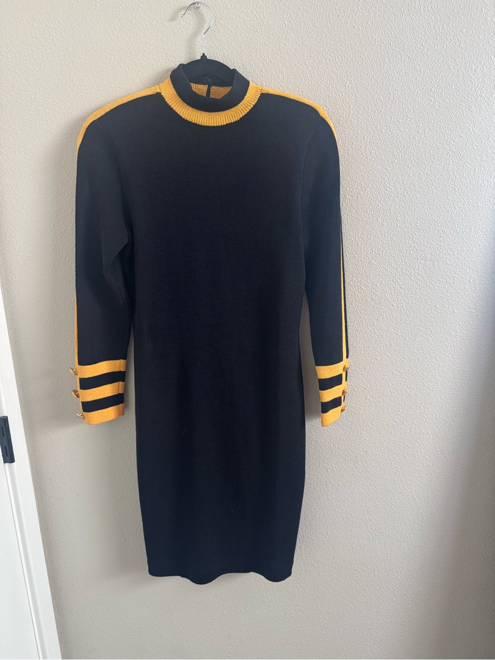 Vintage - St John Dress - Size 4